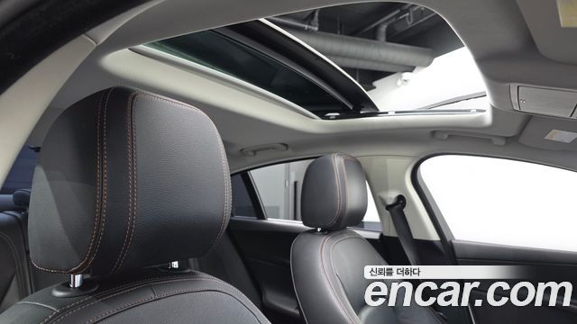 Jaguar XE 20d Prestige 2016 — фото 18