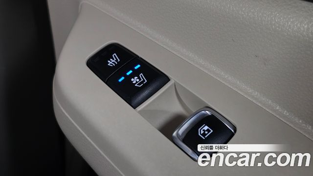 Kia Carnival (IV) Gasoline 9-Seater Hi Limousine Signature 2025 — фото 19