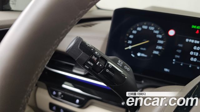 Kia Carnival (IV) Gasoline 9-Seater Hi Limousine Signature 2025 — фото 35