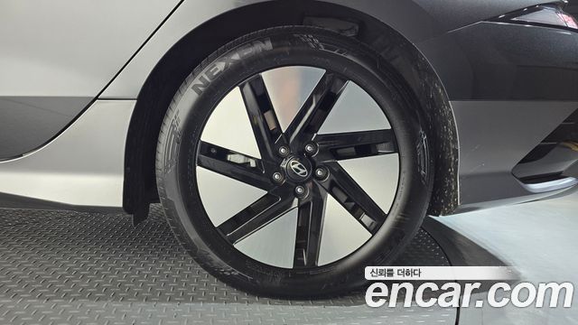 Hyundai Ioniq 6 Standard E-Value+ 2025 — фото 21