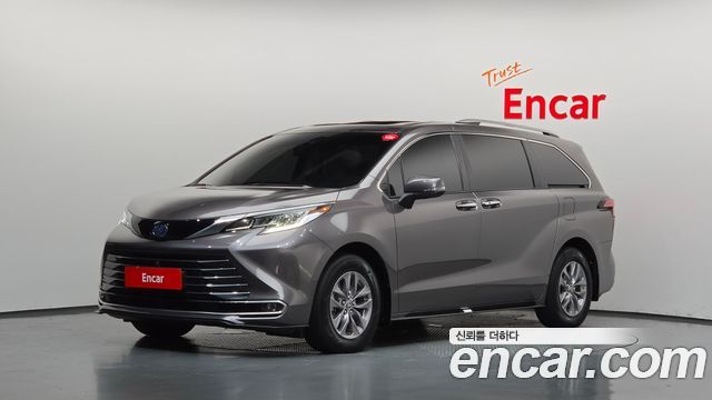 Toyota Sienna (IV) 2.5 Hybrid AWD
