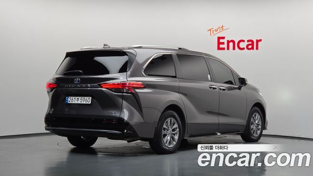 Toyota Sienna (IV) 2.5 Hybrid AWD 2024 — фото 2