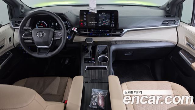Toyota Sienna (IV) 2.5 Hybrid AWD 2024 — фото 7