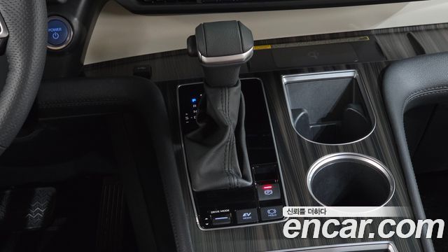 Toyota Sienna (IV) 2.5 Hybrid AWD 2024 — фото 9