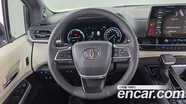 Toyota Sienna (IV) 2.5 Hybrid AWD 2024 — фото 13