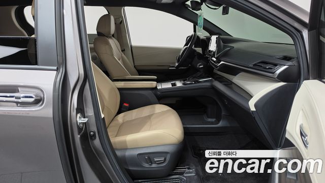 Toyota Sienna (IV) 2.5 Hybrid AWD 2024 — фото 26