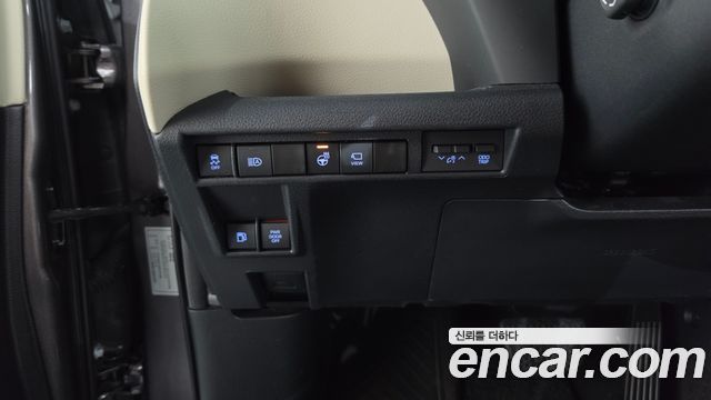 Toyota Sienna (IV) 2.5 Hybrid AWD 2024 — фото 30