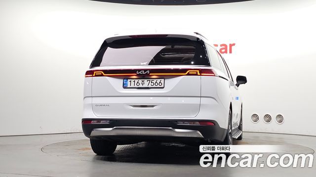 Kia Carnival (IV) Gasoline 7-Seater Signature 2023 — фото 4