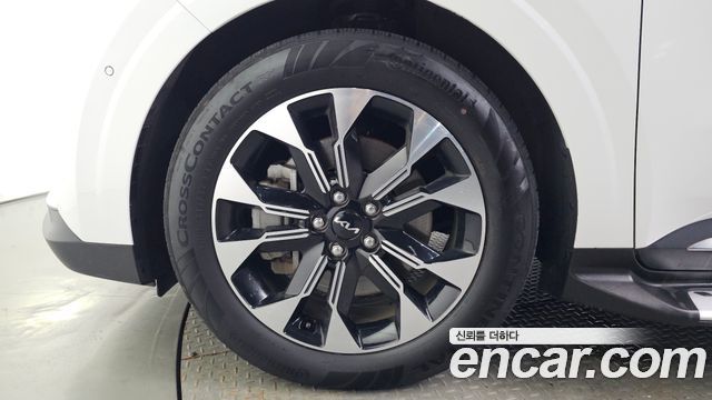 Kia Carnival (IV) Gasoline 7-Seater Signature 2023 — фото 5