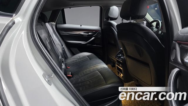 BMW X6 (F16) xDrive 30d 2018 — фото 11