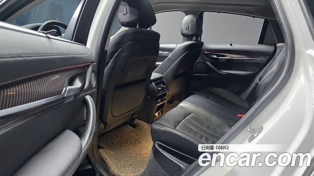 BMW X6 (F16) xDrive 30d 2018 — фото 12
