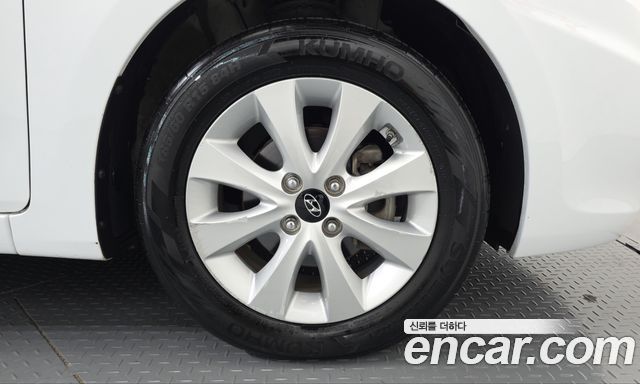 Hyundai Accent (New) 1.4 VVT Modern 2016 — фото 21
