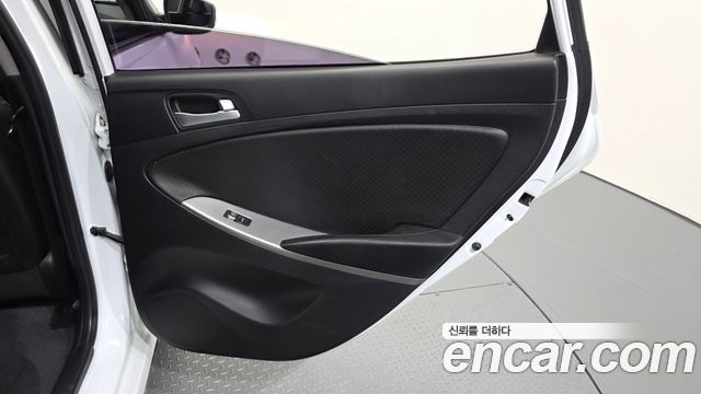 Hyundai Accent (New) 1.4 VVT Modern 2016 — фото 25