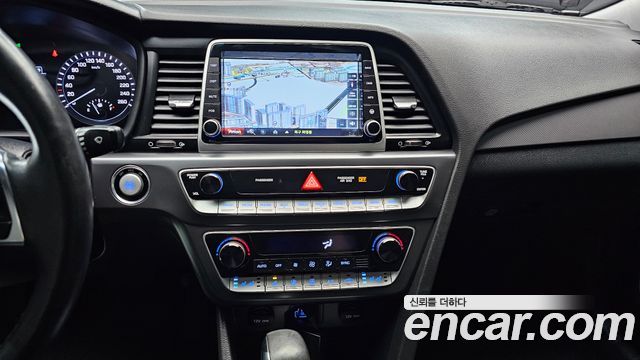 Hyundai Sonata New Rise LPI Modern 2018 — фото 14