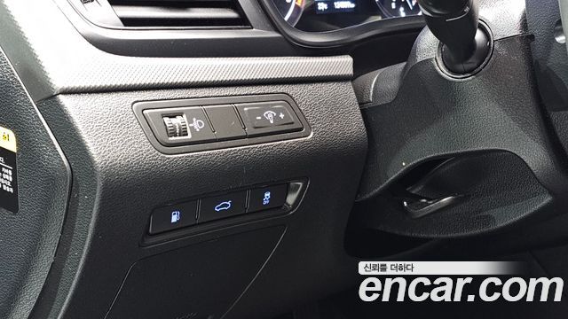 Hyundai Sonata New Rise LPI Modern 2018 — фото 16