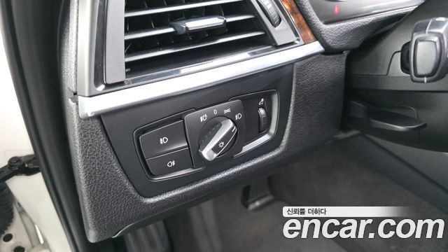 BMW 3 Series (F30) 320d 2013 — фото 29