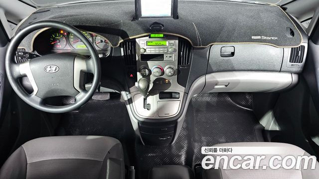 Hyundai Grand Starex 5-Seater VAN CVX Luxury 2011 — фото 7
