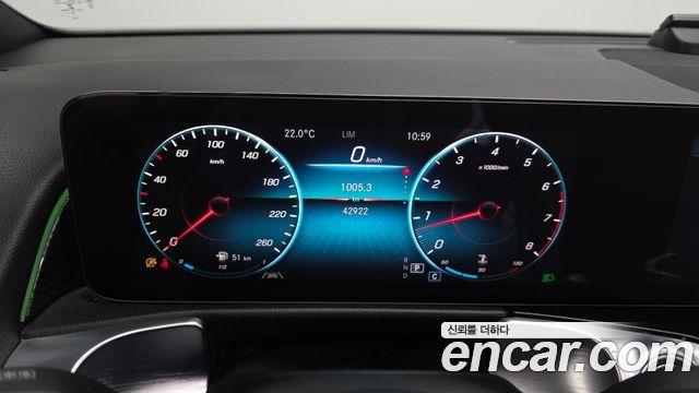 Mercedes-Benz GLB-Class (X247) GLB250 4MATIC 2021 — фото 8