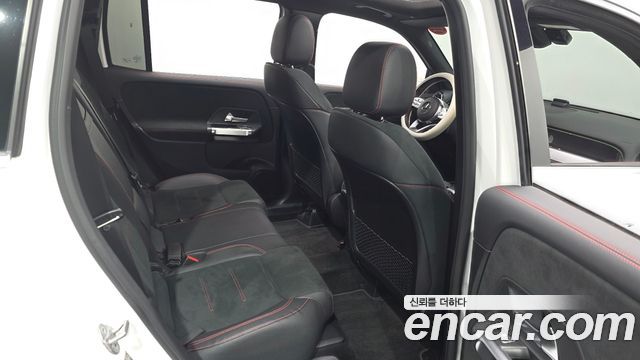 Mercedes-Benz GLB-Class (X247) GLB250 4MATIC 2021 — фото 11