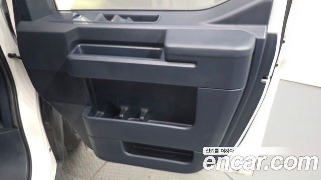 Kia PV5 Cargo Long Long Range Basic 2026 — фото 24