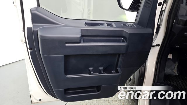 Kia PV5 Cargo Long Long Range Basic 2026 — фото 25