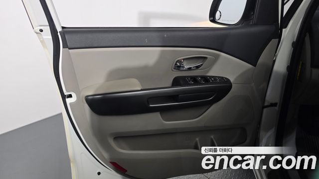 Kia Carnival 9-Seater Luxury 2019 — фото 24