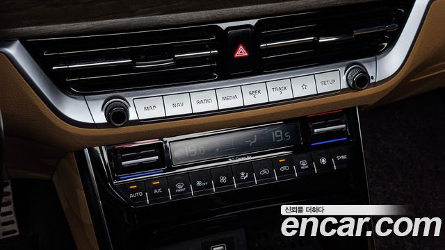 Kia Mohave The Master Diesel 3.0 4WD 5-Seater Platinum 2021 — фото 20