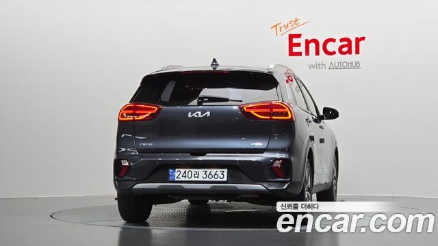 Kia Niro 1.6 HEV Prestige 2022 — фото 4