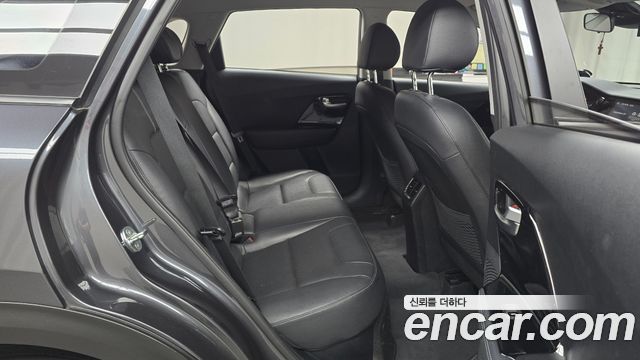 Kia Niro 1.6 HEV Prestige 2022 — фото 11