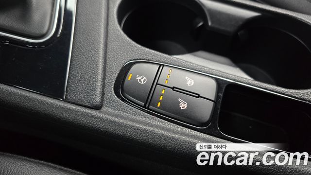 Kia Niro 1.6 HEV Prestige 2022 — фото 16