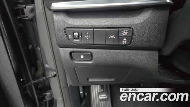 Kia Niro 1.6 HEV Prestige 2022 — фото 18