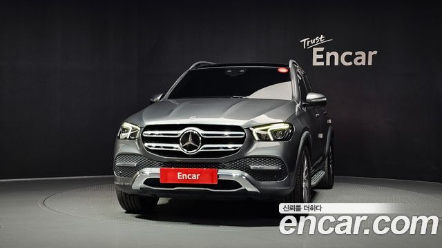 Mercedes-Benz GLE-Class (W167) GLE300d 4MATIC 2022 — фото 3