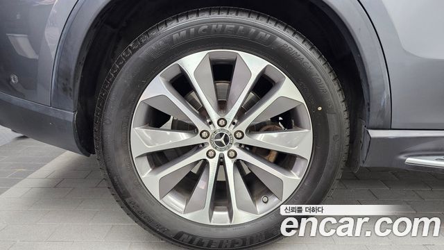 Mercedes-Benz GLE-Class (W167) GLE300d 4MATIC 2022 — фото 5