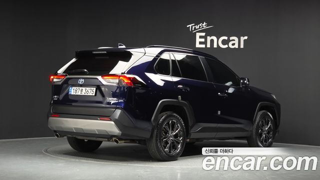 Toyota RAV4 (V) 2,5 4WD Hybrid LTD 2023 — фото 2