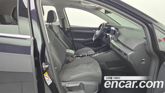 Volkswagen Golf (VIII) 2.0 TDI Prestige 2023 — фото 26