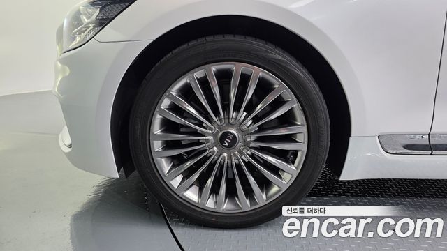 Kia K9 3.8 GDI Platinum 2021 — фото 5