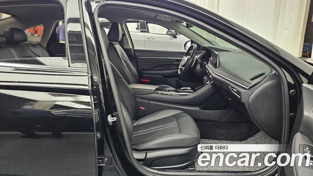 Hyundai Sonata (DN8) 2.0 Premium Plus 2022 — фото 26