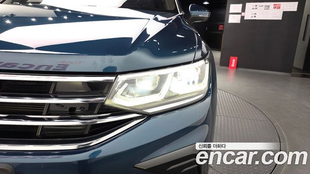 Volkswagen Tiguan (II) 2.0 TDI Prestige 2022 — фото 28