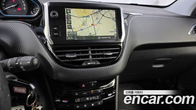 Peugeot 2008 1.6 BlueHDi Allure 2017 — фото 14