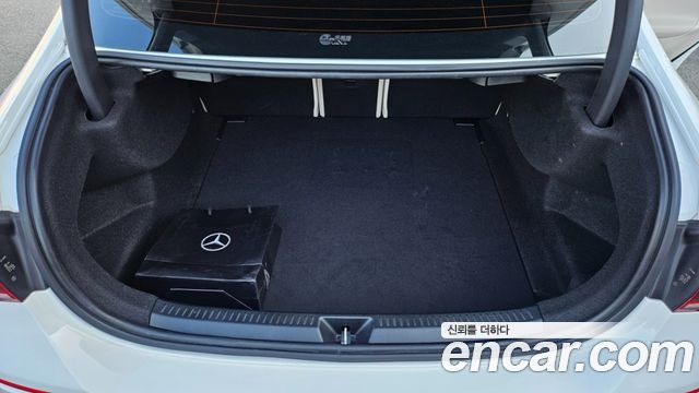 Mercedes-Benz A-Class (W177) A220 Sedan 2023 — фото 18