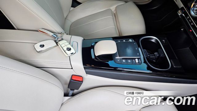 Mercedes-Benz A-Class (W177) A220 Sedan 2023 — фото 23