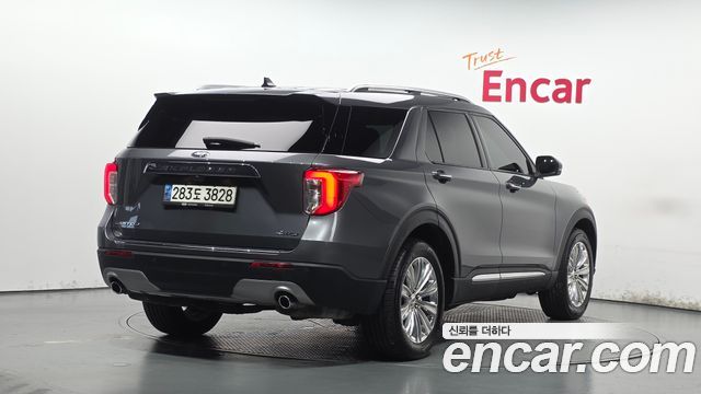 Ford Explorer (VI) 2.3 LimIted 4WD 2022 — фото 2