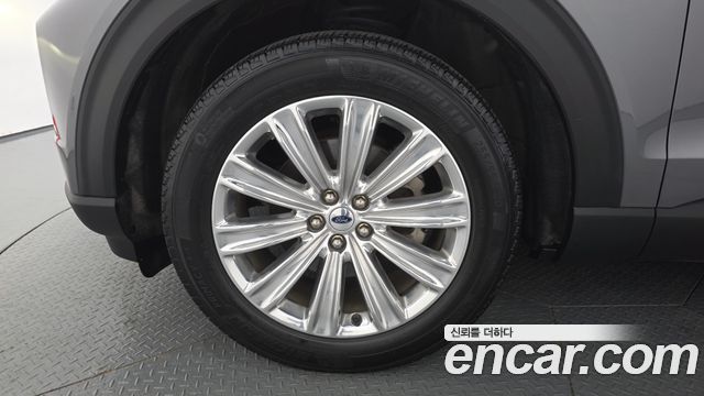 Ford Explorer (VI) 2.3 LimIted 4WD 2022 — фото 5