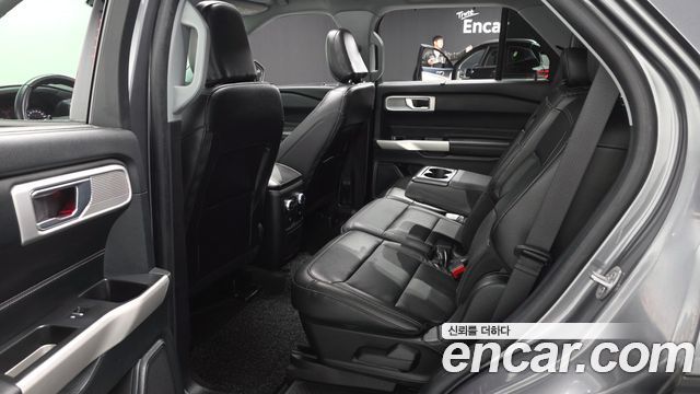 Ford Explorer (VI) 2.3 LimIted 4WD 2022 — фото 11