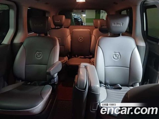 Hyundai Grand Starex 12-Seater LPi Smart 2020 — фото 10