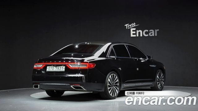 Lincoln Continental (X) 3.0 Presidential AWD 2017 — фото 3