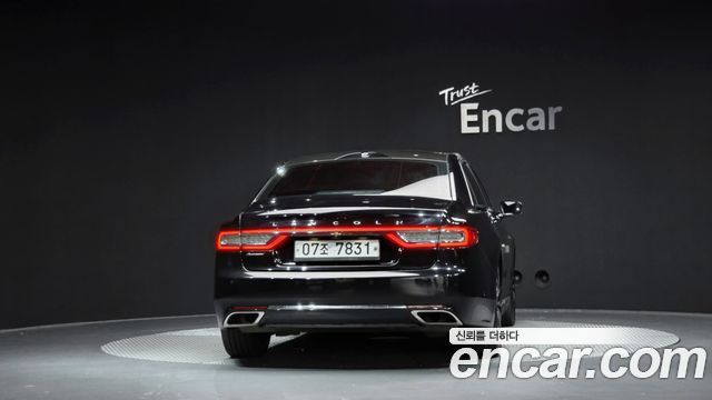 Lincoln Continental (X) 3.0 Presidential AWD 2017 — фото 4