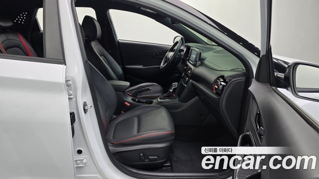 Hyundai Kona 1.6 Turbo 2WD FLUX Premium Special 2018 — фото 11