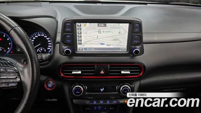Hyundai Kona 1.6 Turbo 2WD FLUX Premium Special 2018 — фото 14