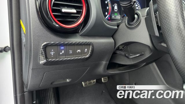 Hyundai Kona 1.6 Turbo 2WD FLUX Premium Special 2018 — фото 19